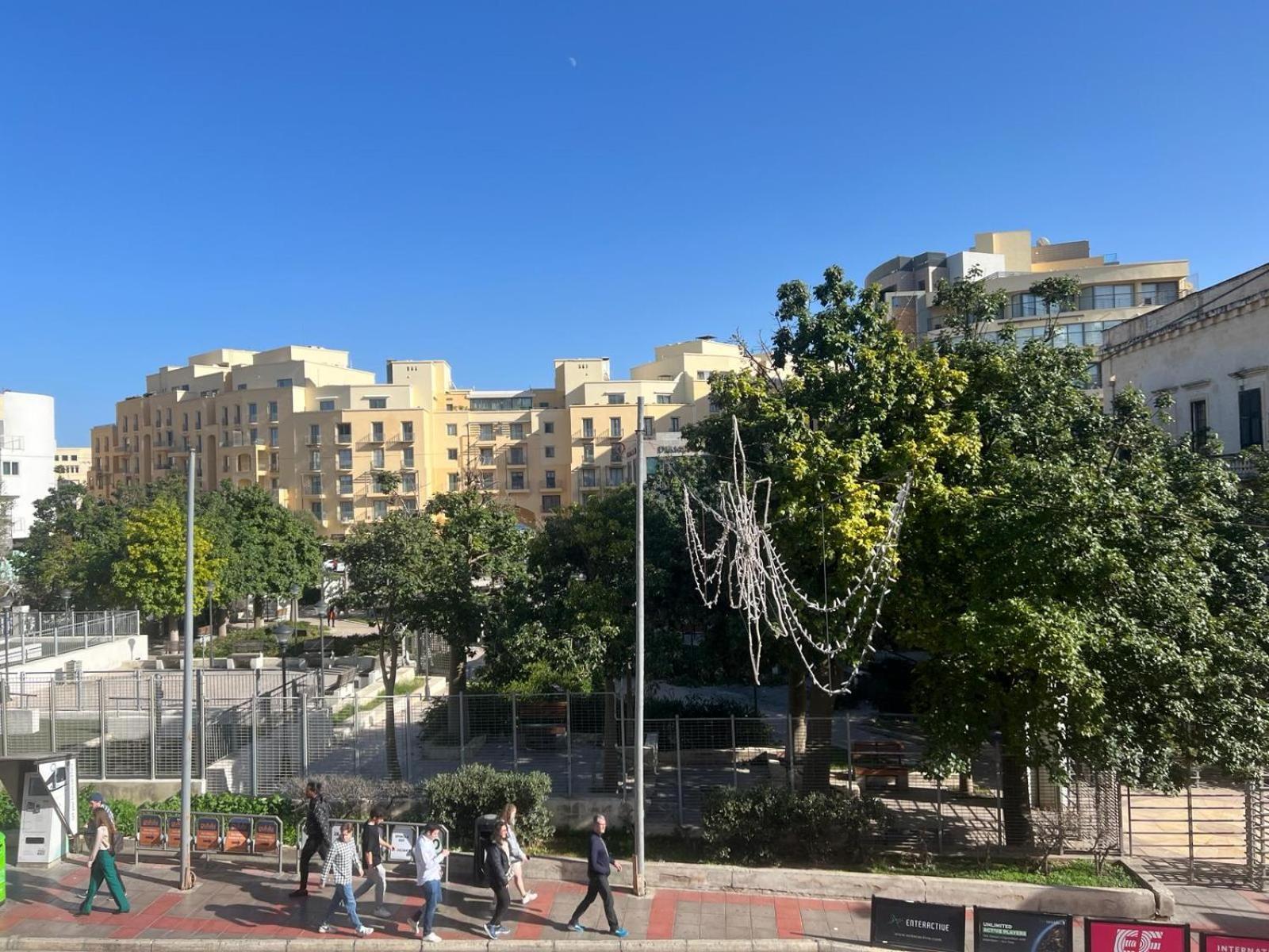 Stresa Court Apartments San Ġiljan Exterior foto
